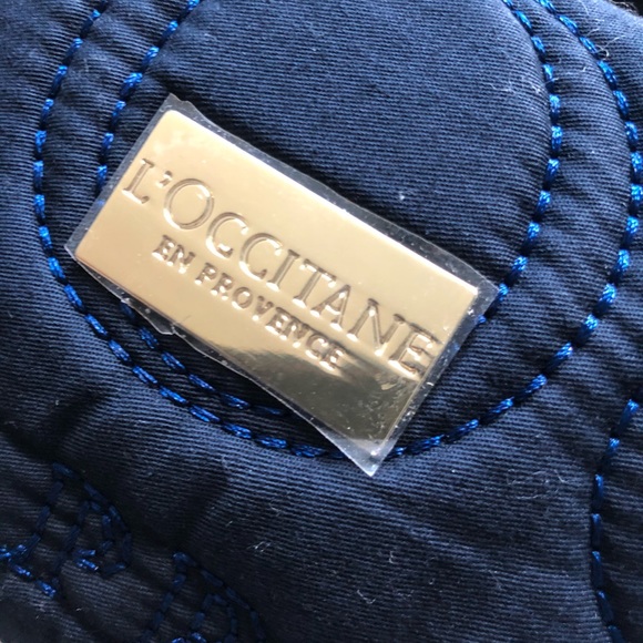 โSOLDโ โจ2/$15 ๐ L'Occitane Cosmetic Bag - Picture 6 of 6